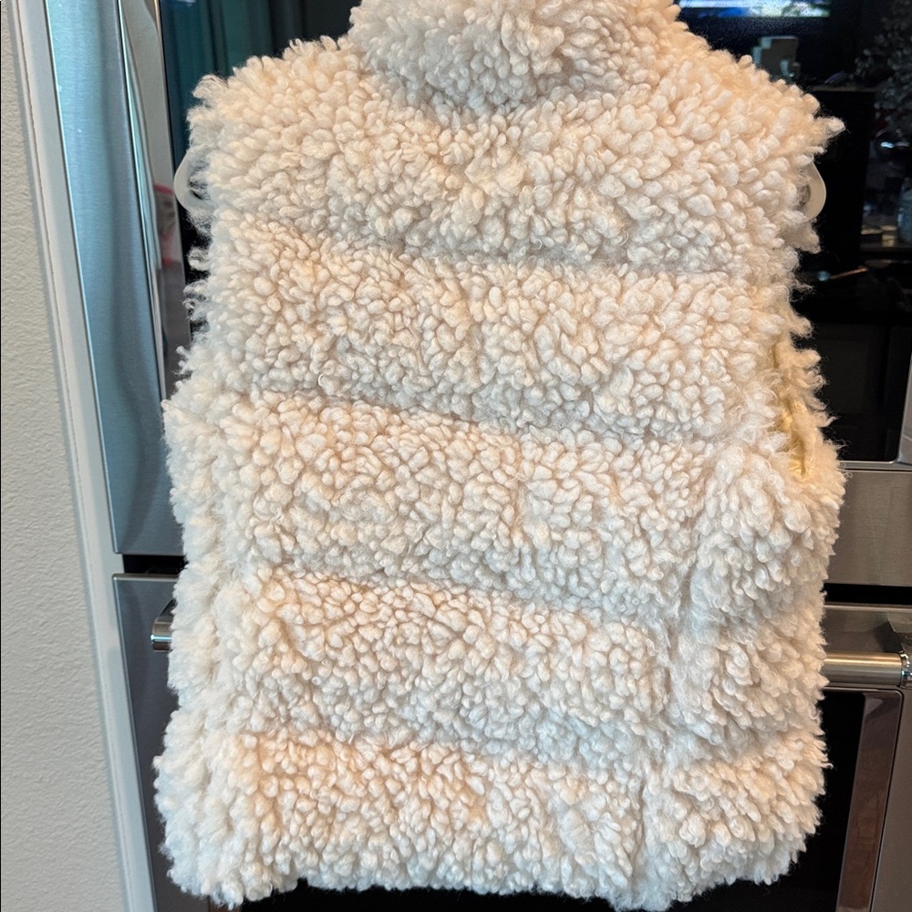 NWT Moncler V Wourl Teddy Women’s Vest Size 2-M - Picture 7 of 11